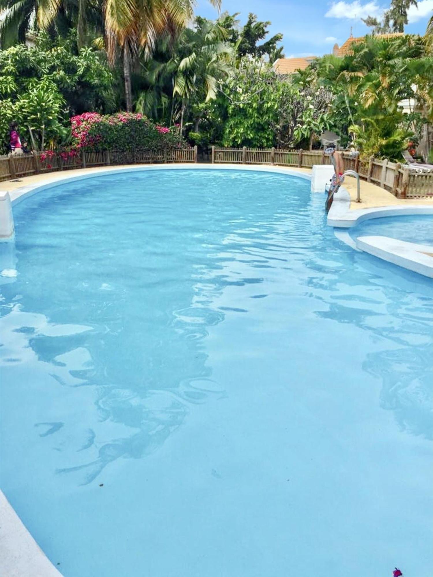Spacious Flic En Flac Retreat with Shared Pool Exterior photo
